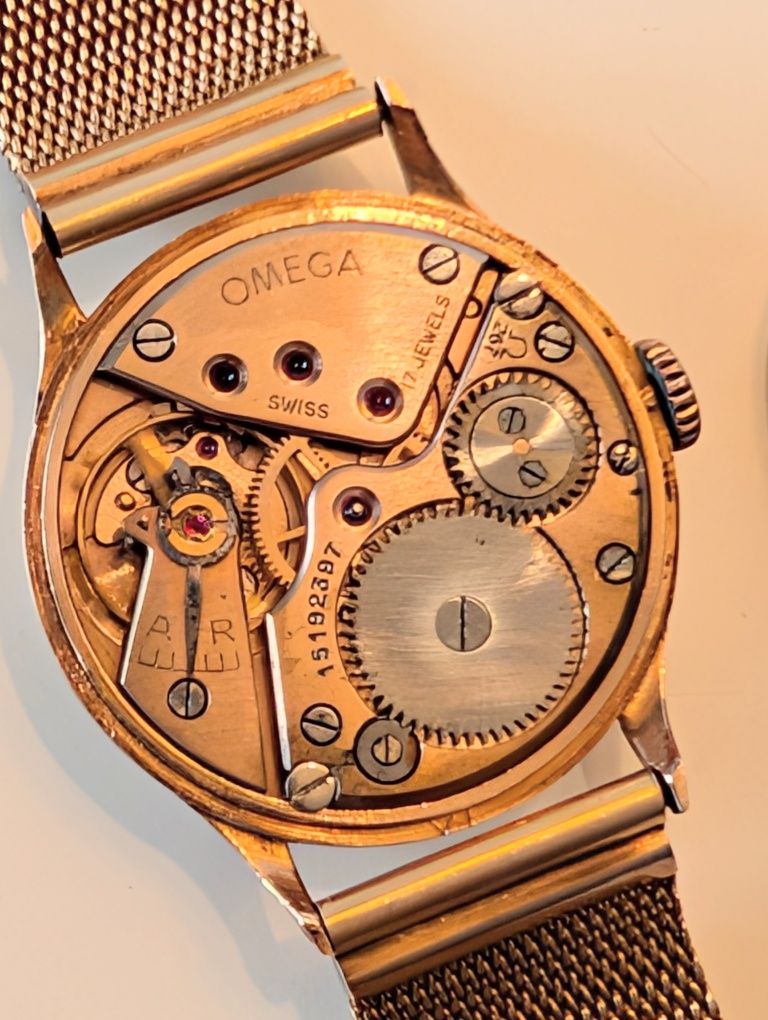 Omega estrela vermelha