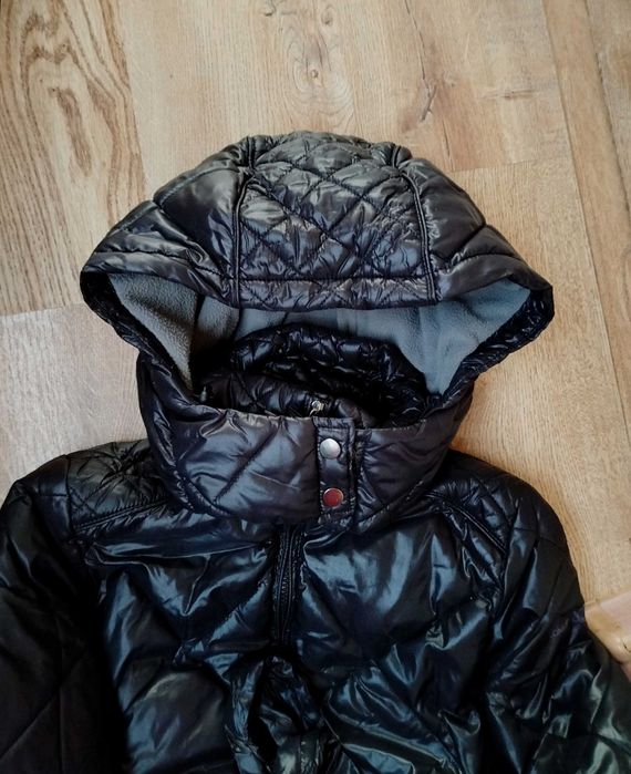 Куртка чорна глянцева стьобана Calvin Klein М.