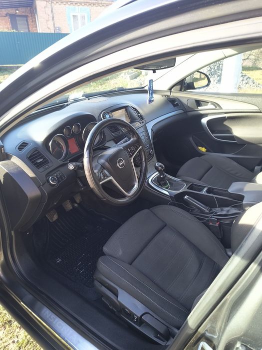 Opel Insignia 2.0 дизель