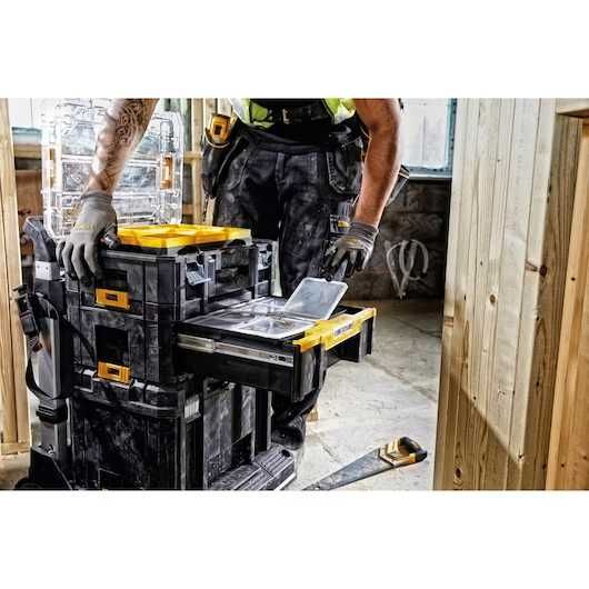 DeWALT ящик інструментальний з 1 шухлядою TSTAK 2.0. Доставка безкошт.