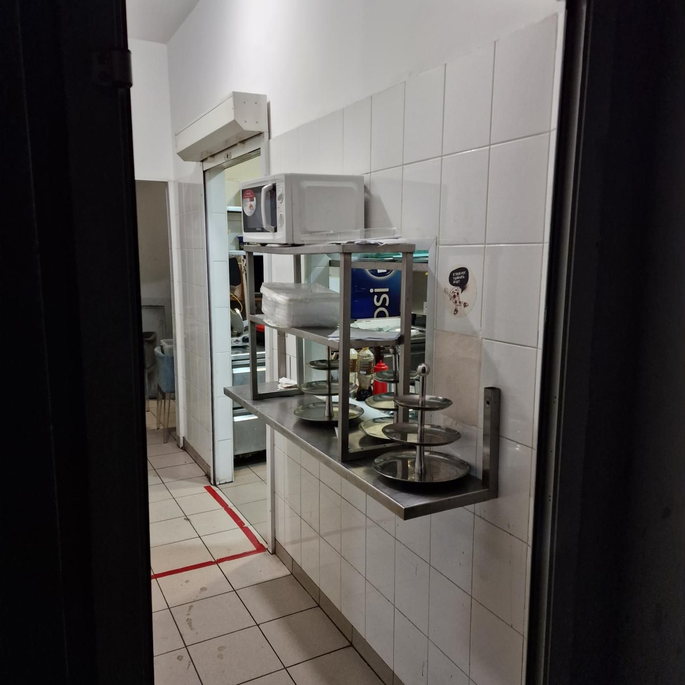 Аренда помещения 270 м2,  ул. Бассейная, Арена Сити