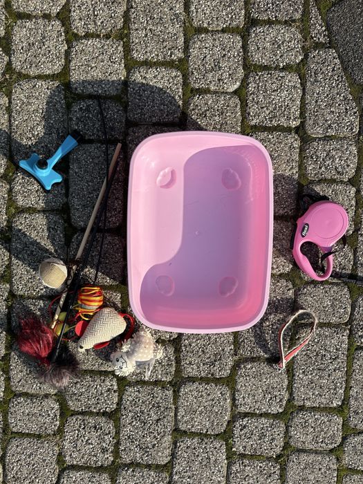 Zestaw transporterek, kuweta, smycz, obroża