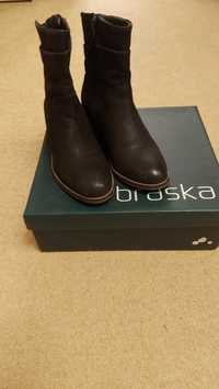 Ботинки жіночі бренду Braska