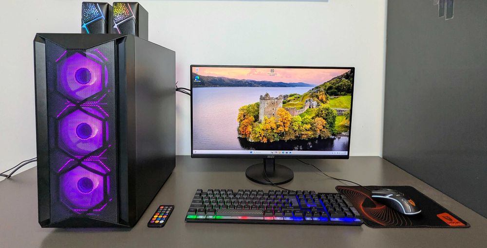 Komputer gamingowy do gier RX 9060XT 16GB Ryzen 7 5700 1TB SSD LED RGB