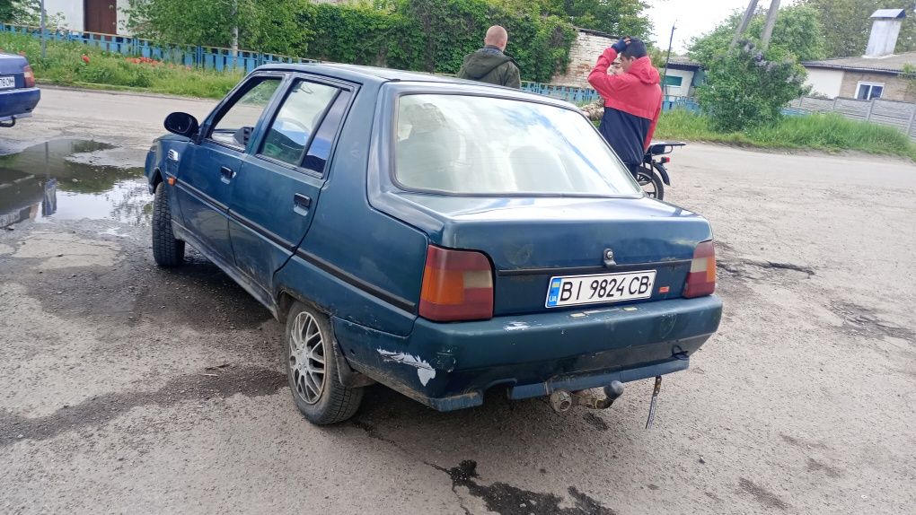 Продам Славуту люксову