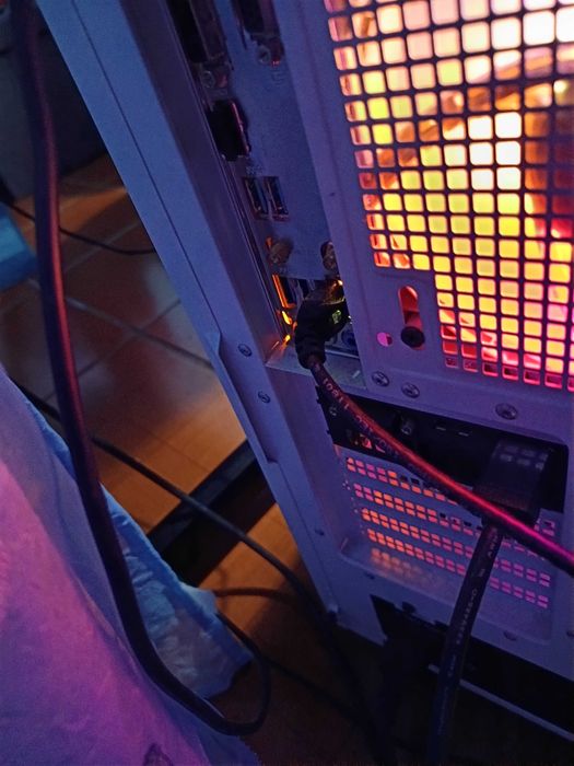 Computador desk top torre ASUS raysen 7