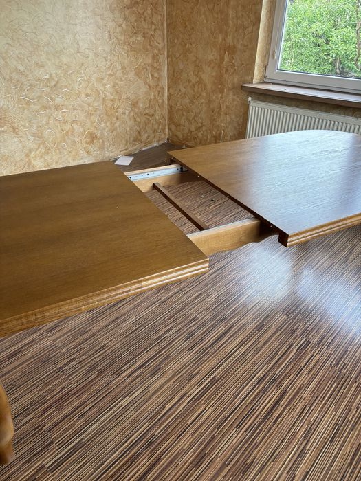 Stół dębowy rozkladany