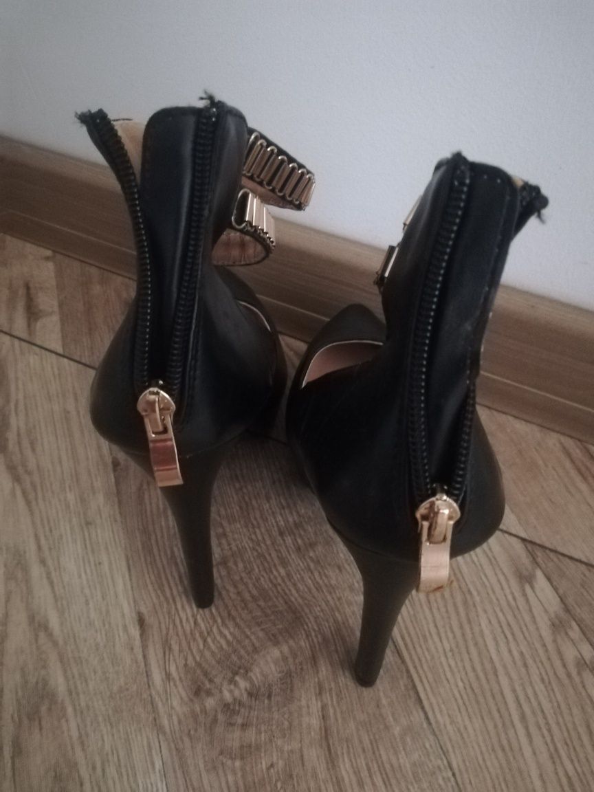 Ideal Shoe Skórzane Szpilki Obcas Koturna Roz 37
