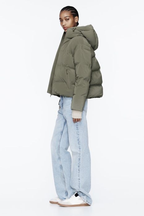 Зимова куртка курточка zara М зимняя куртка зара прорезинена хакі хаки