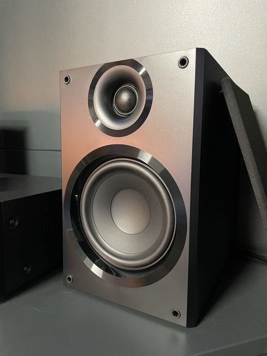 Мінісистема / муз центр TecniSat Digitradio 750.