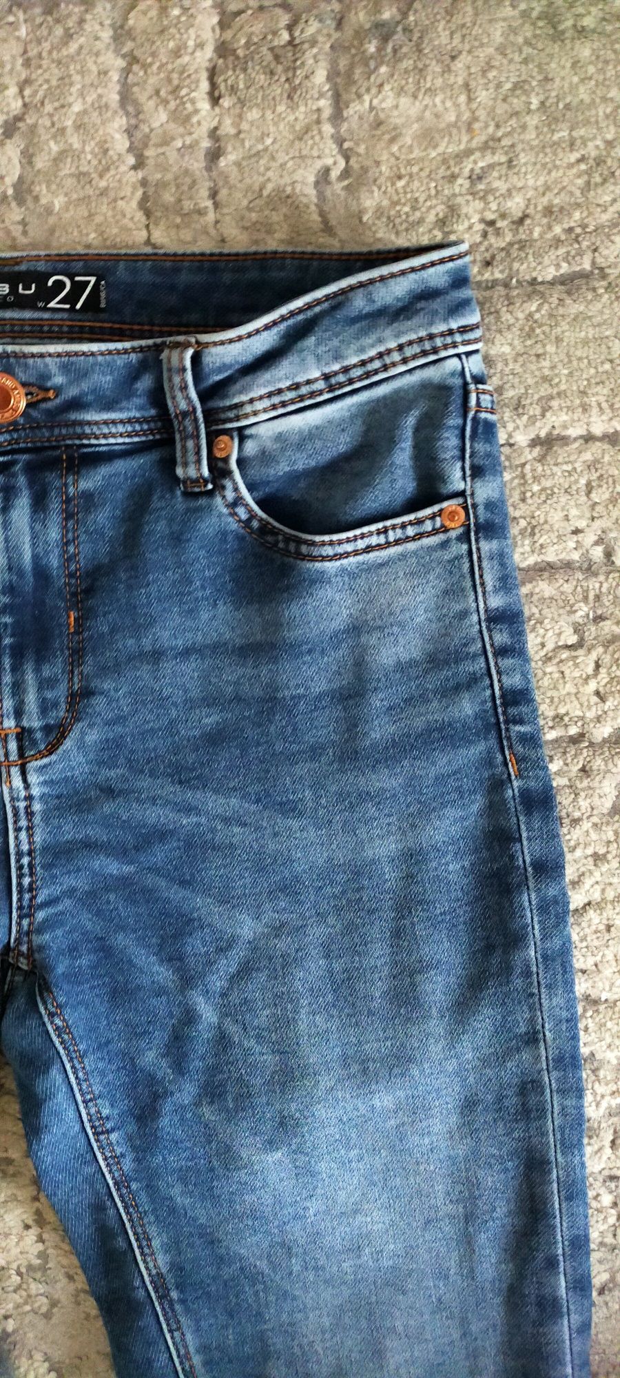 Spodnie jeansy New Yorker r. M 27