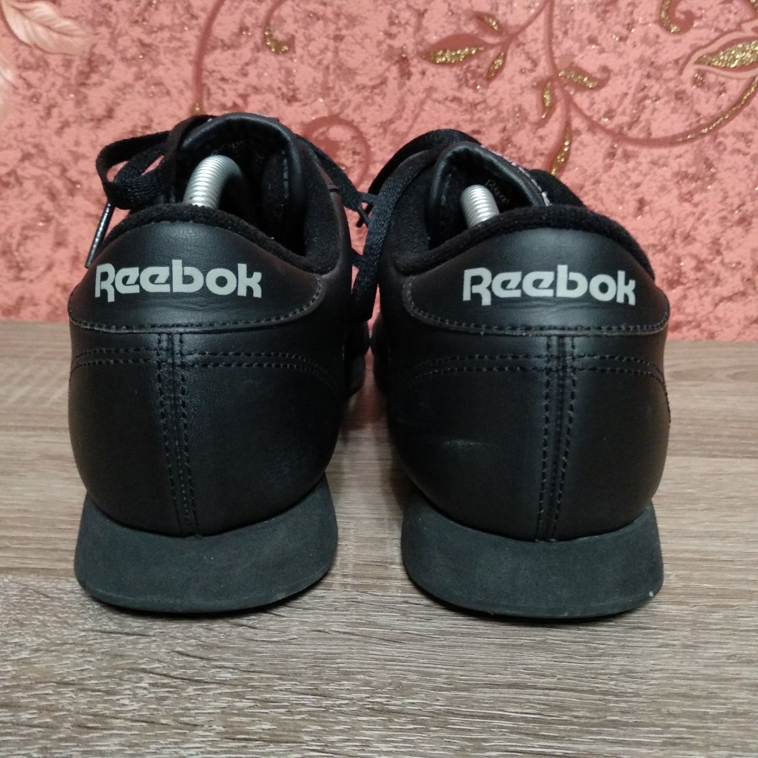 Шкіряні кросівки Reebok classic size 39/25.5