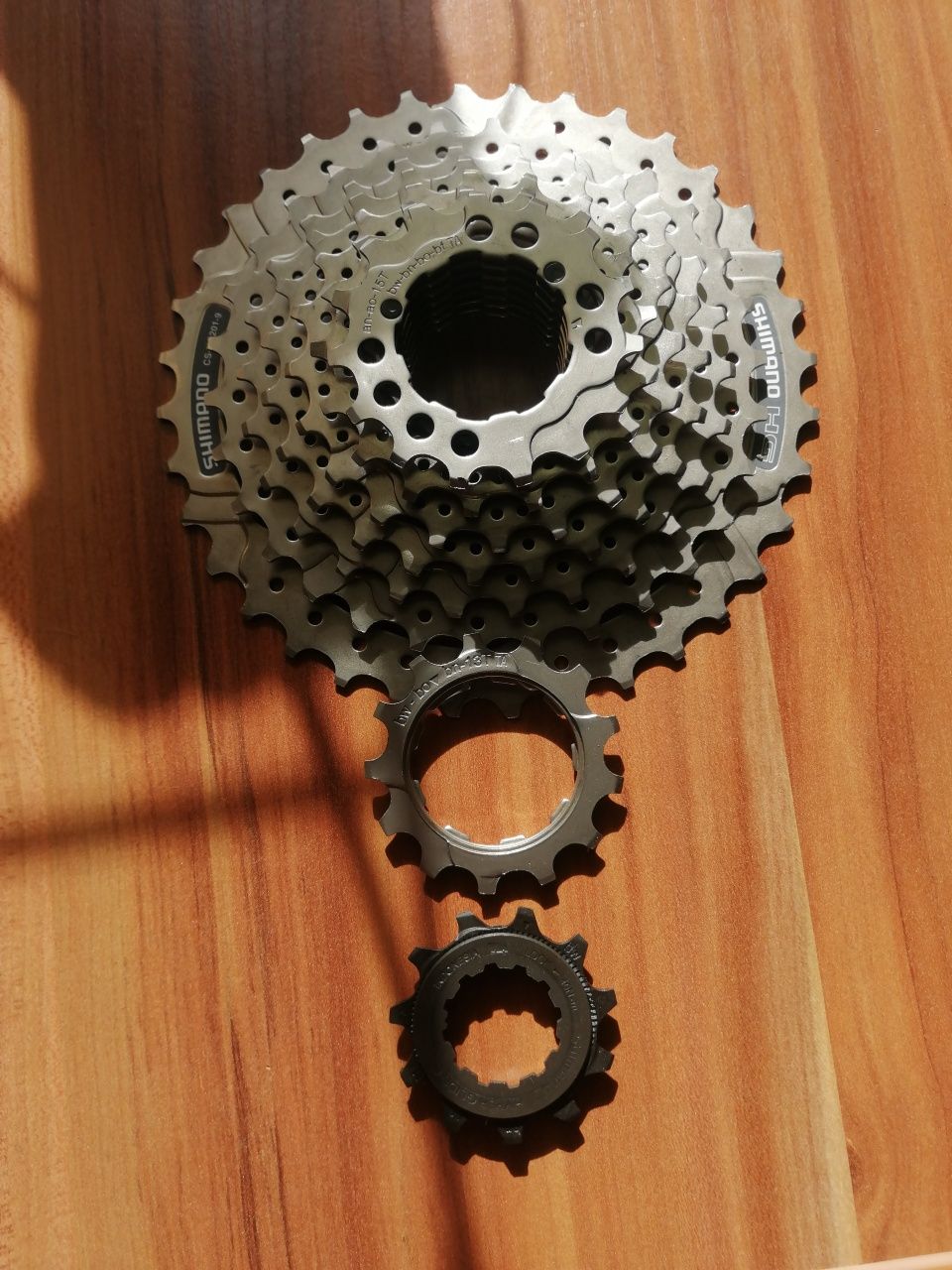 Кассета - Shimano CS-HG201-9 (11-36T)