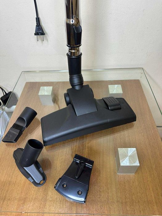 Пылесос вертикальный RAINBERG 2265