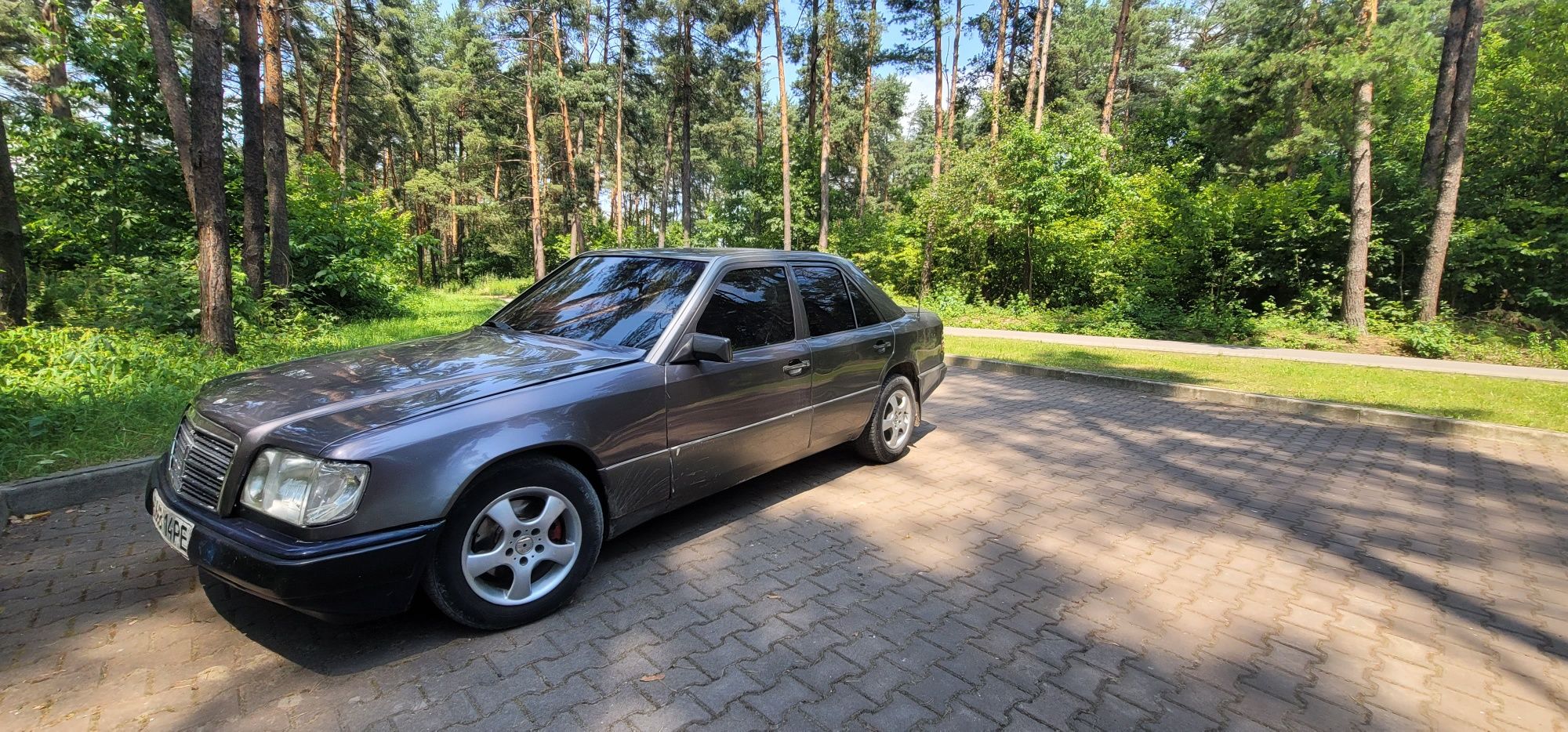 Мерседес  W124 mercedes