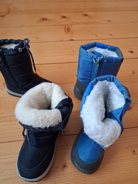 Кросівки,чобітки зимові.