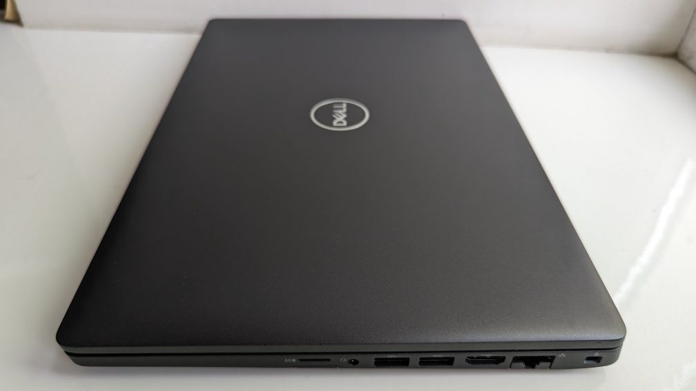 Тонкий ноутбук Dell Latitude 5400 Intel Core i7 8565 4-32 /128-1Tb SSD