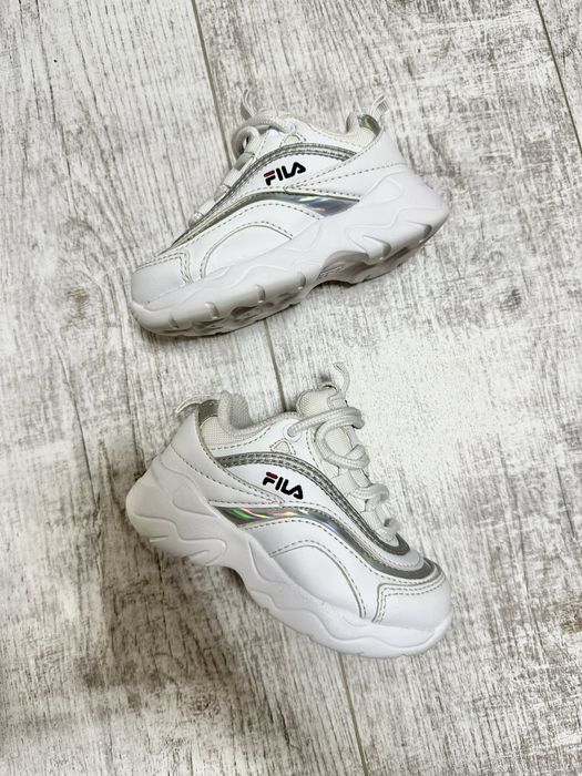 Дитячі кросівки Fila Ray (EUR 22)