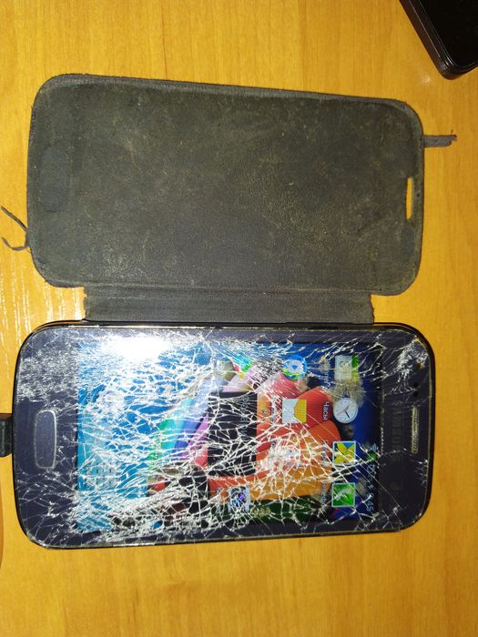 Смартфон Samsung Galaxy Ace 3 duos 7272