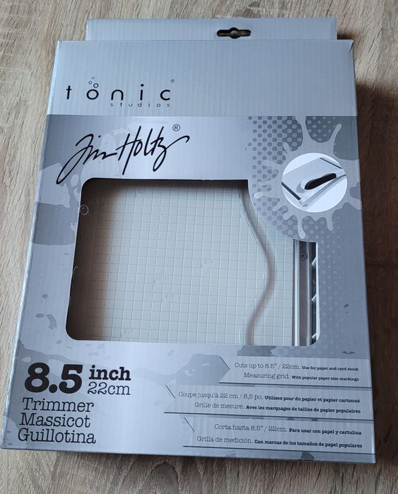 Nowa gilotyna do papieru Tim Holtz