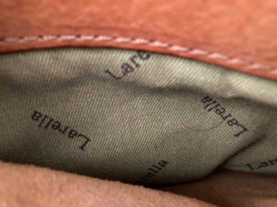 mala de viagem Larella em cabedal com rodízios