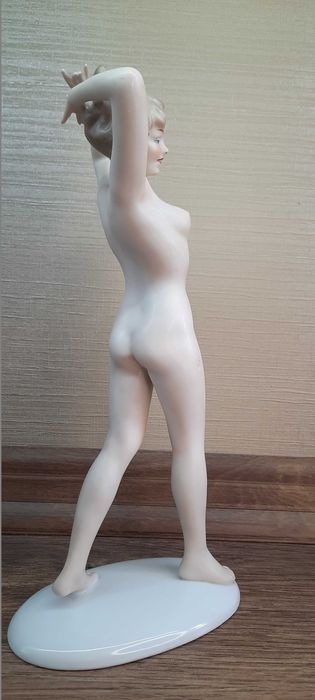 Статуэтка "Обнажённая девушка" Wallendorf Германия