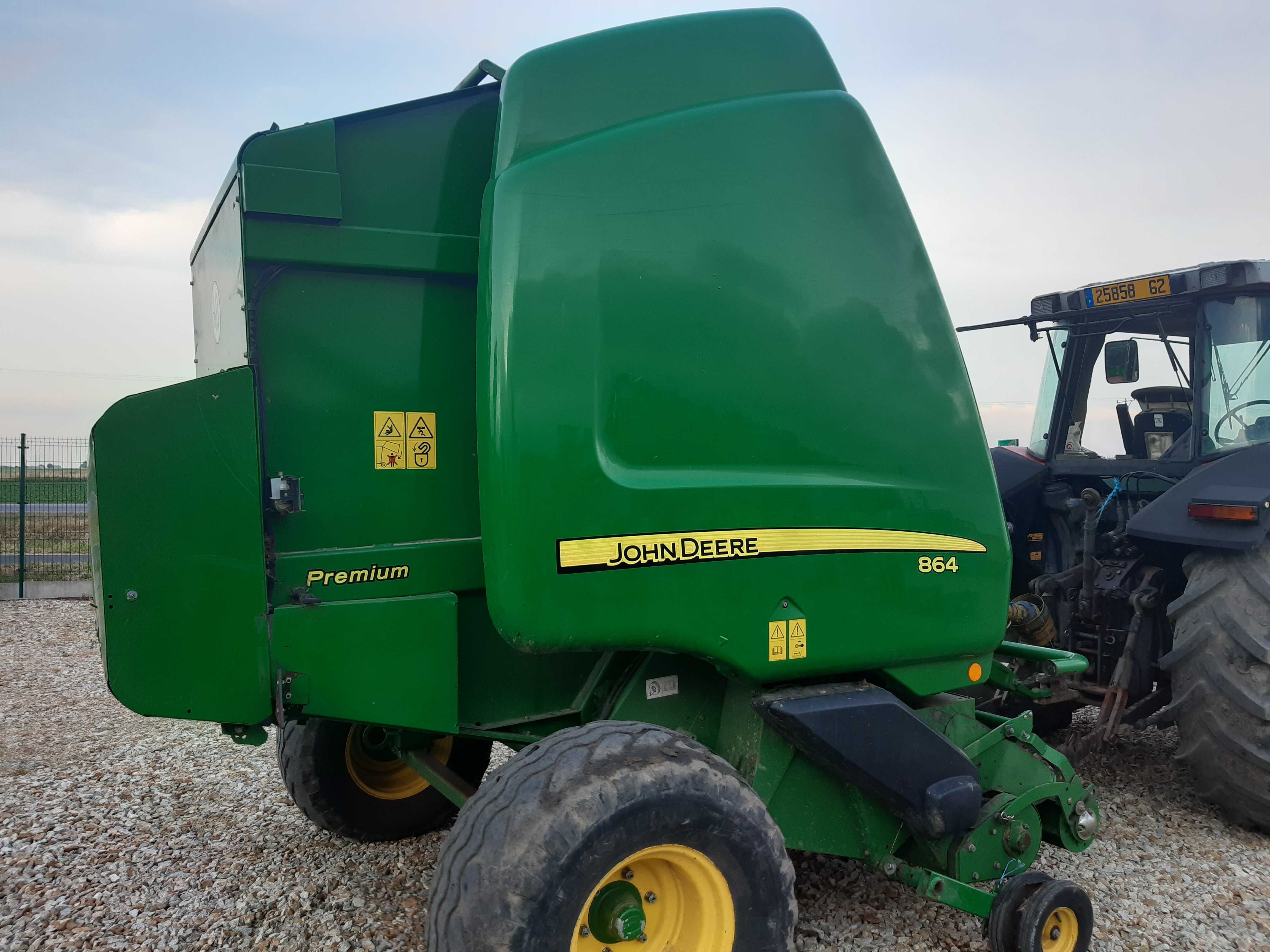 Prasa John Deere 864,854,RotoFlow,590,578