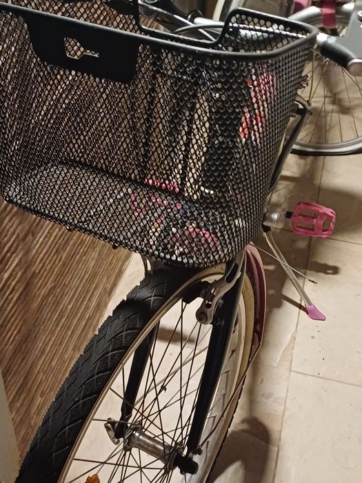 Bicicleta de menina como nova 80€