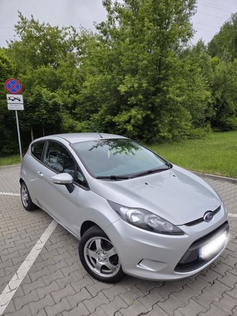 Fiesta • klima • benzyna • 2x aluski • Niski przebieg