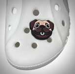 Crocs charm pin zawieszka przypinka mops pug mopsik pies dog