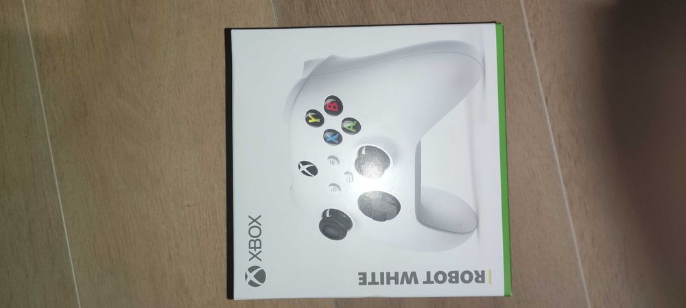 Pad Kontroler Xbox Series X / S / PC robot white biały nowy