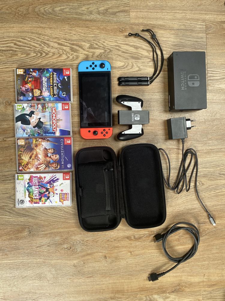 Ninetendo switch z etui i grami