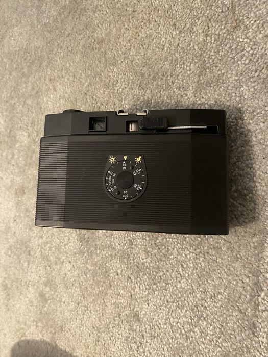 Aparat analogowy Smena z oryginalnym pokrowcem skórzanym