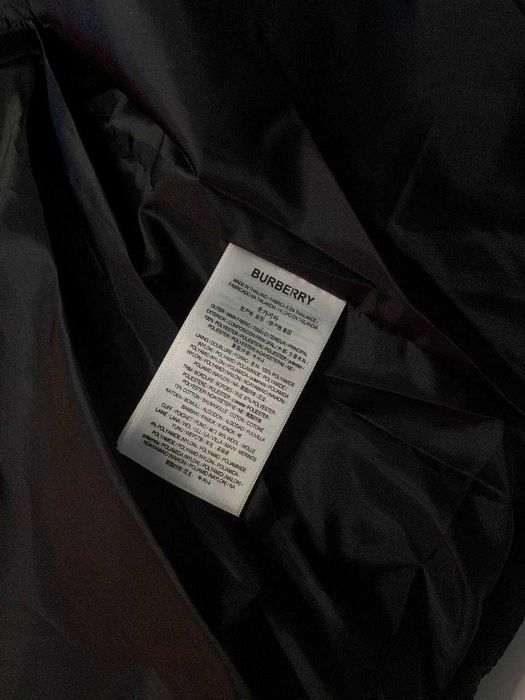Куртка Burberry                            .