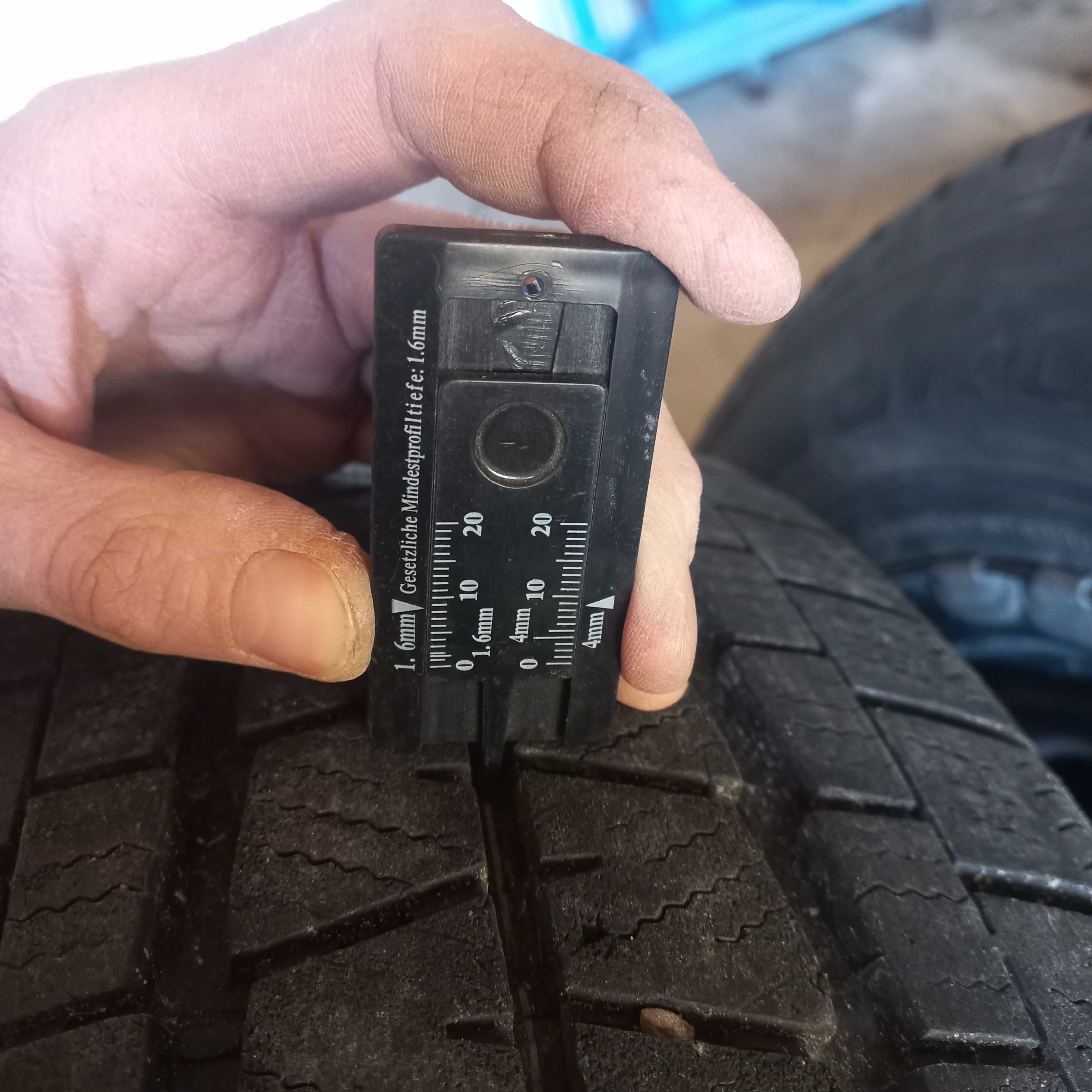 Opony 215/70/15 C Falken Eurowinter van01 z felgami do busa