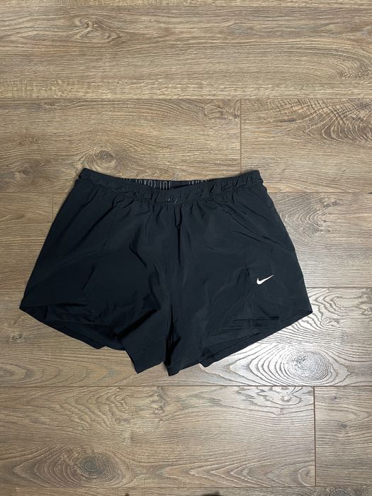 Женские вещи платья юбки кофты