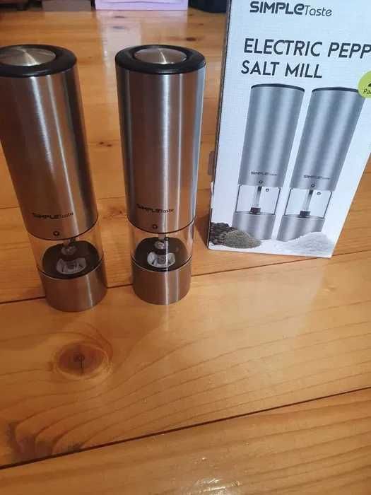 Електро-млин для солі і перцю SimpleTaste Silver