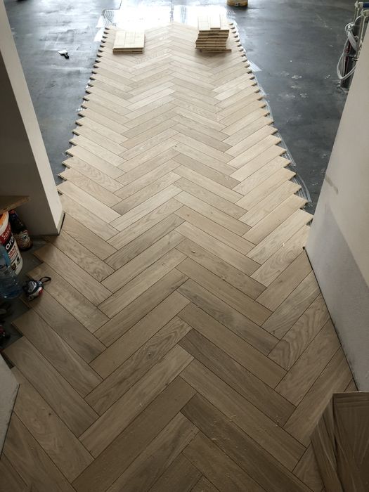 Cyklinowanie bezpyłowe, montaż podłóg, schody, blaty drewniane