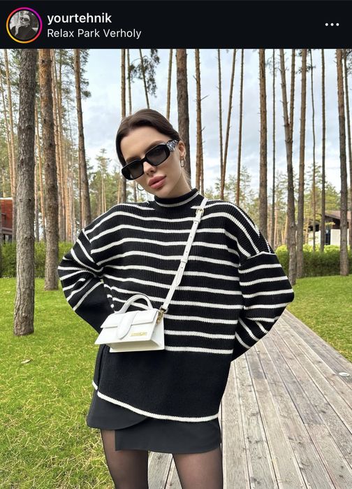 Свитер CHER17.