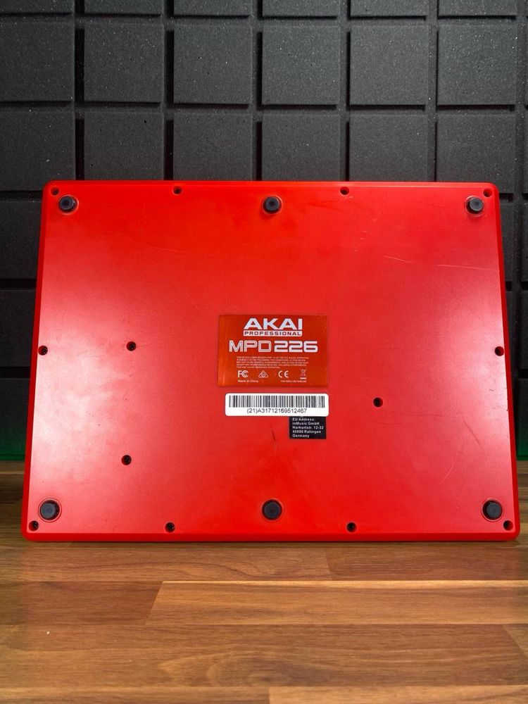 Akai MPD226 Контролер