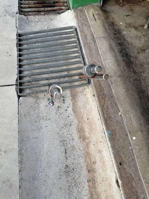 Mastro e espeto para bandeira