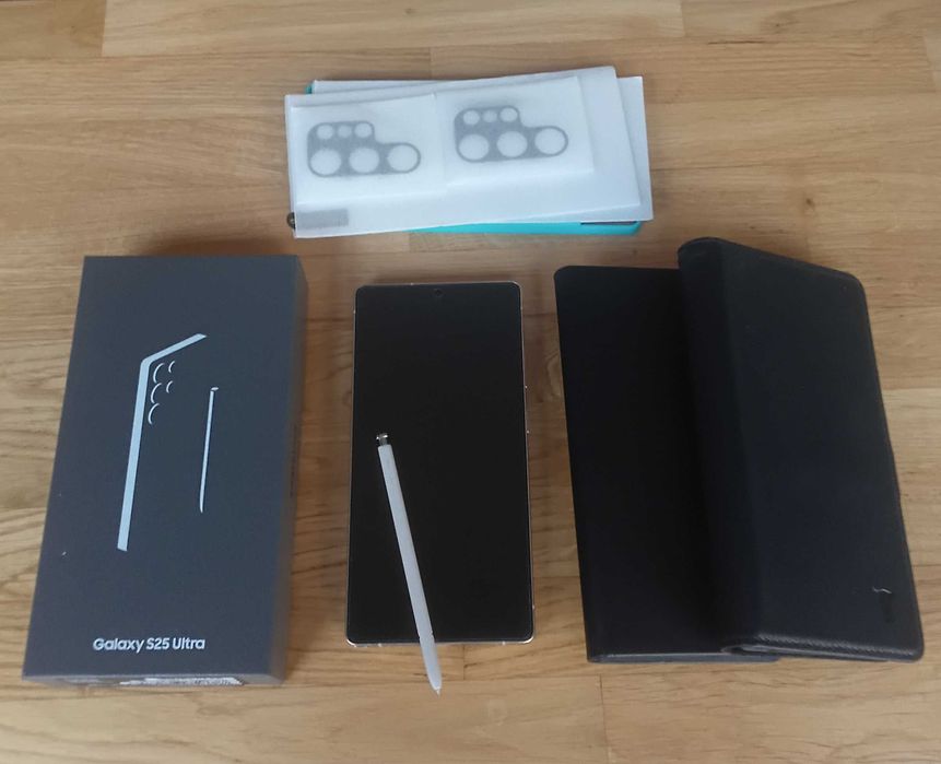 Samsunga S25 Ultra z 512 GB pamięci, kolor tytanowo-czarny