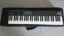 Teclado sintetizador Korg X5D