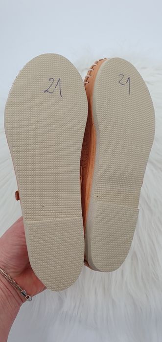 Kierpce r.33 kórzane dla dziewczynki chłopięce góralskie 21cm