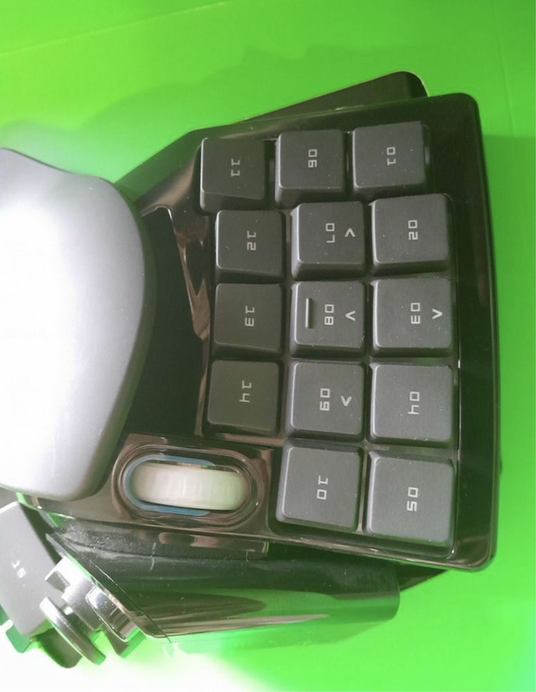 Клавіатура Razer Nostromo Gaming