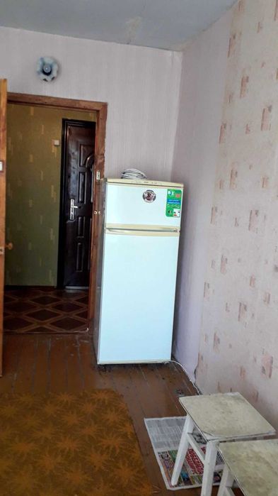 Продам гостинку м. Ботанический сад
