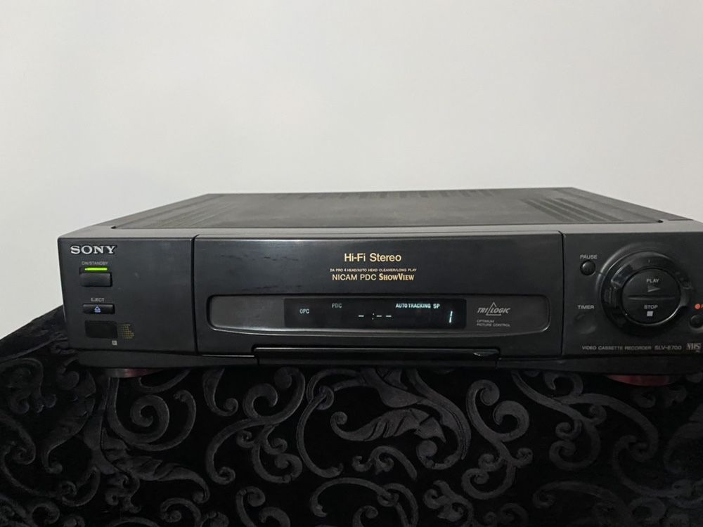 Video Sony SLV - E 700 VHS c/ Avaria