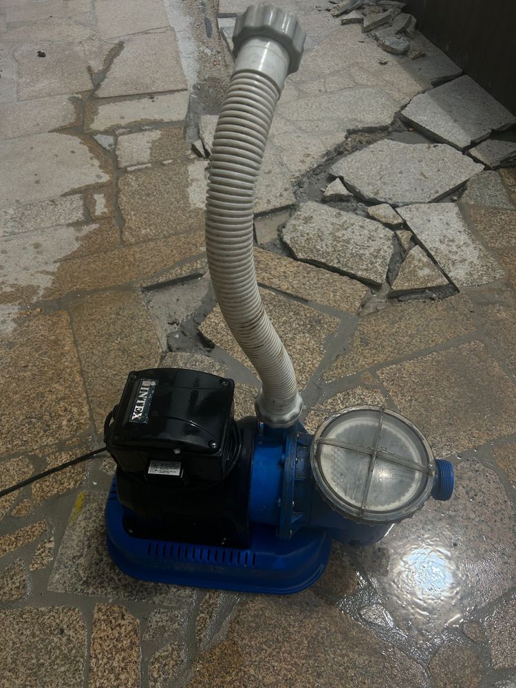 Motor e Filtro de Areia Intex SF20220R para Piscina