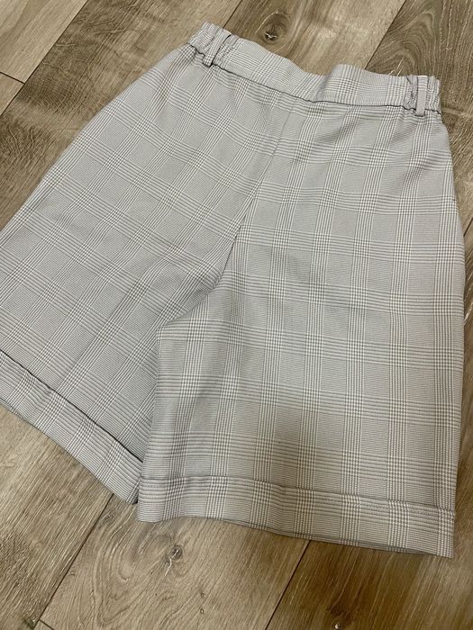 Бермуди жіночі 42р