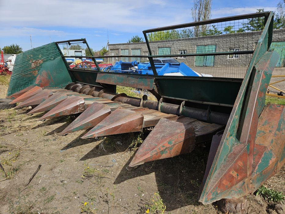 Жатка ПЗС-8, ПСП-10, жниварка соняшникова на ДЖОН ДІР, НЬЮ ХОЛЛАНД,